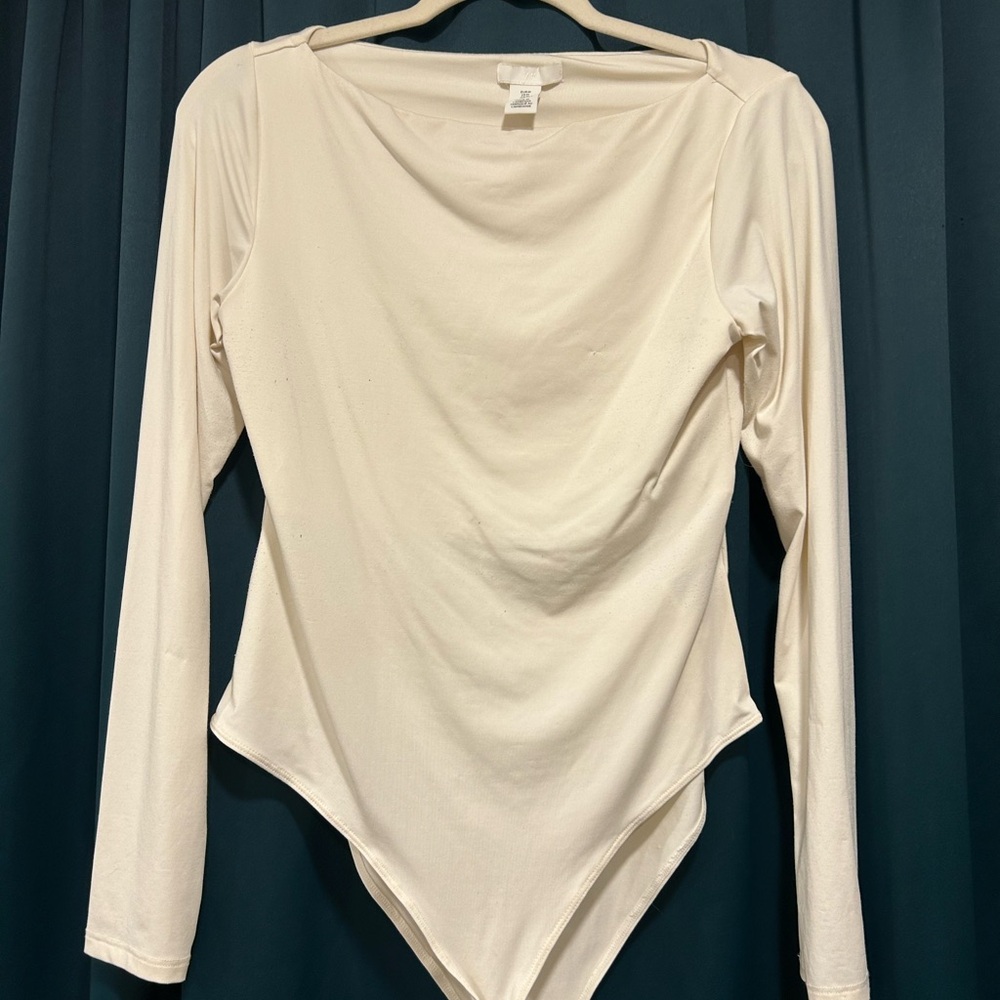 H&M Cream Long Sleeve Bodysuit